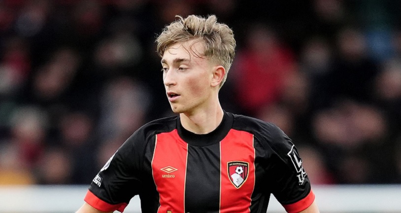 Huijsen chia tay Bournemouth sau mùa bóng ấn tượng