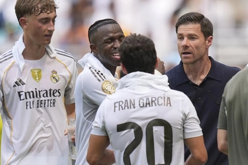 Xabi Alonso ra mắt Real Madrid bằng một trận hòa