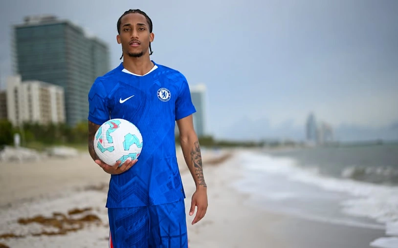 Joao Pedro gia nhập Chelsea ở TTCN hè 2025