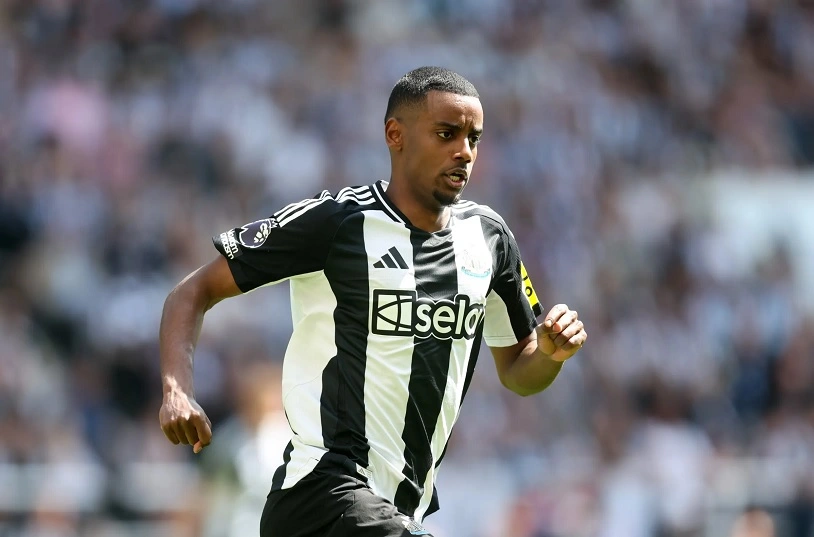 Isak thi đấu ấn tượng tại Newcastle 