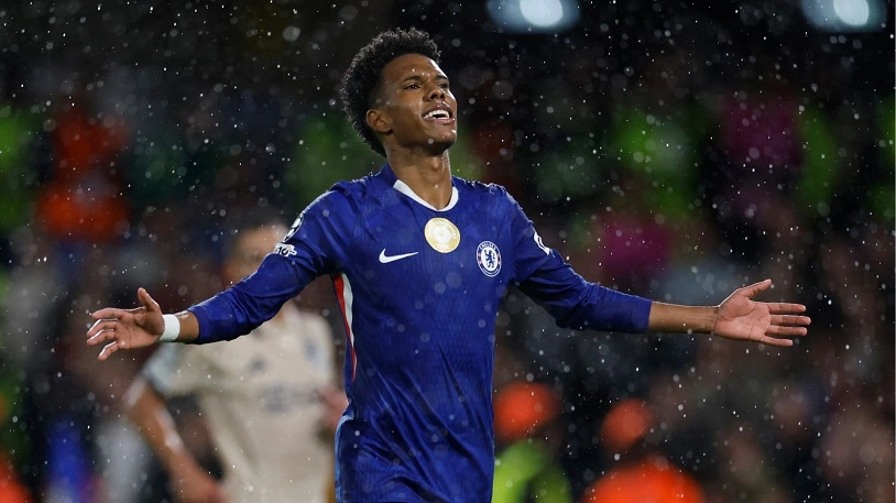 Estevao là cầu thủ ghi bàn trẻ nhất cho Chelsea tại Champions League
