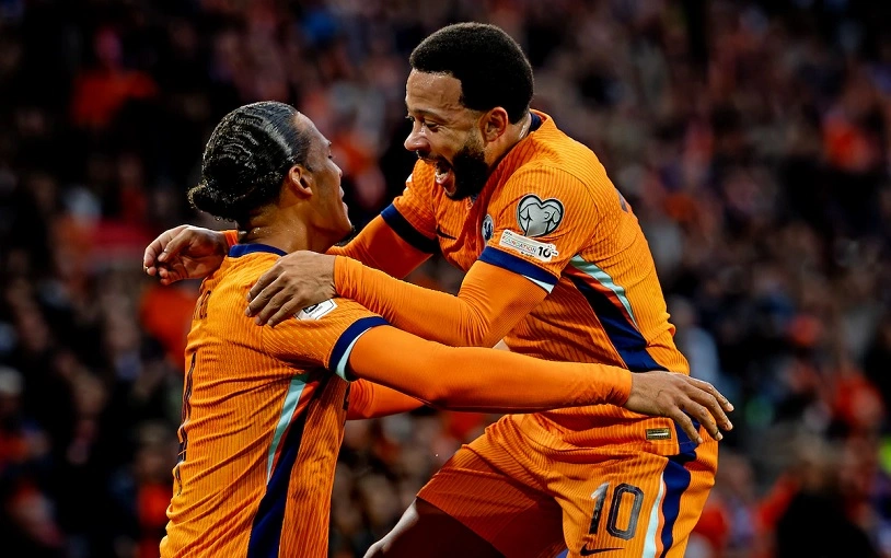Depay tỏa sáng với 1 bàn, 2 kiến tạo