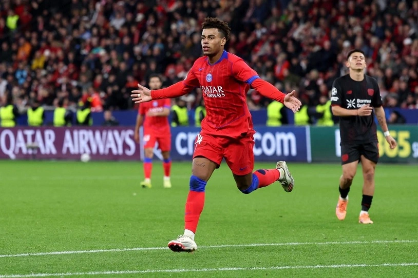 Doue lập cú đúp trong chiến thắng của PSG
